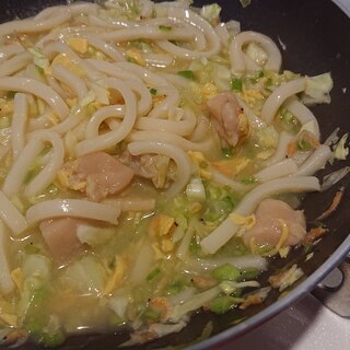 鶏とエビの卵とじうどん